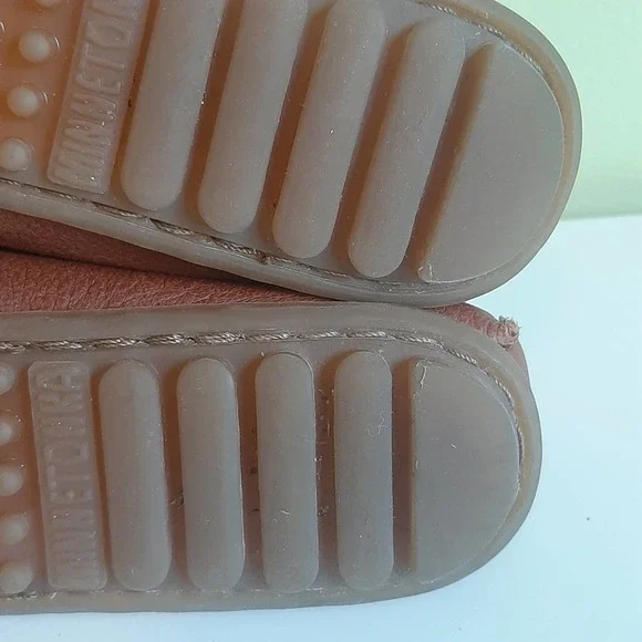 nwot MINNETONKA Deerskin Kilty moccasin in Carmel Size 6-6.5M - Picture 14 of 15